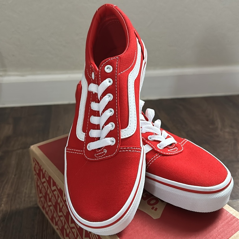 Vans Boys' PSGS Solid Ward Shoes